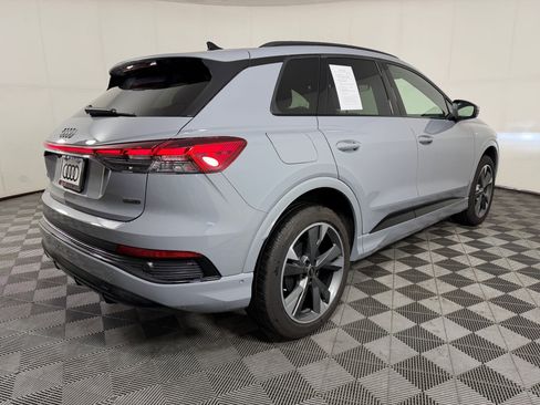 Used 2023 Audi Q4 e-tron Premium Plus w/ Premium Plus AWD/4WD image 9