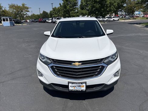 Used 2020 Chevrolet Equinox LT FWD image 2
