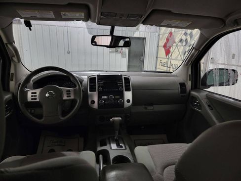 Used 2014 Nissan Frontier SV w/ SV Value Truck Package image 33