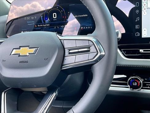 New 2027 Chevrolet Equinox LT w/ Convenience Package II FWD image 20