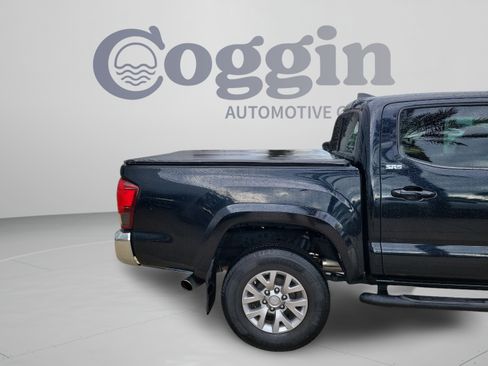 Used 2019 Toyota Tacoma SR5 AWD/4WD image 33
