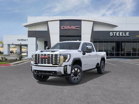 New 2026 GMC Sierra 2500 Denali w/ Denali Reserve Package image 8