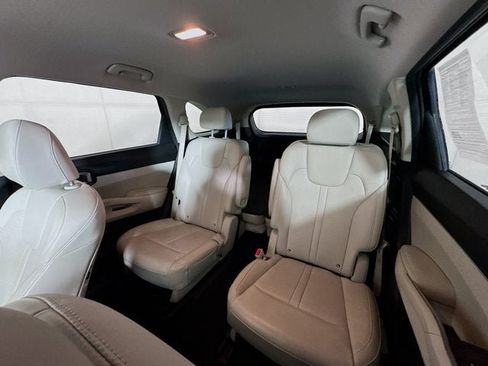 Certified 2024 Kia Sorento EX AWD/4WD image 24