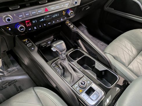 Used 2023 Kia Telluride EX X-Line image 13