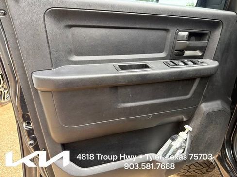 Used 2015 RAM 2500 Tradesman w/ Chrome Appearance Group AWD/4WD image 14