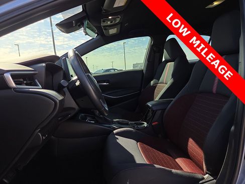 Used 2023 Toyota Corolla SE image 15