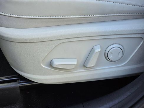 Certified 2025 Kia Sorento EX w/ EX Panoramic Sunroof Package AWD/4WD image 14