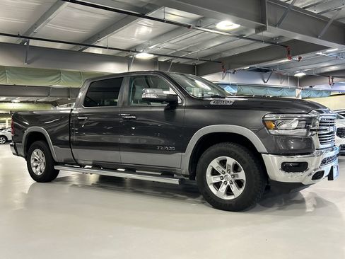 Used 2019 RAM 1500 Laramie AWD/4WD image 1