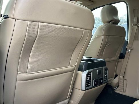 Used 2017 Ford F250 Lariat w/ Lariat Ultimate Package image 20