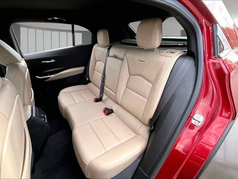Used 2024 Cadillac XT4 Premium Luxury w/ Active Safety Package FWD image 28