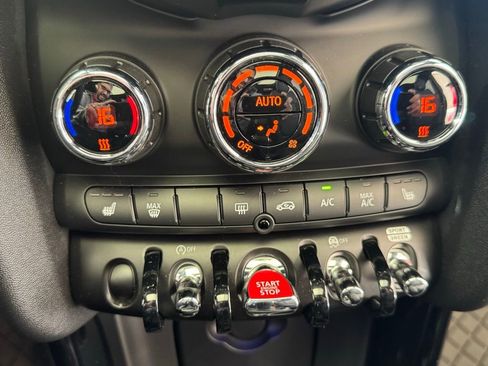 Used 2023 MINI Cooper S image 19