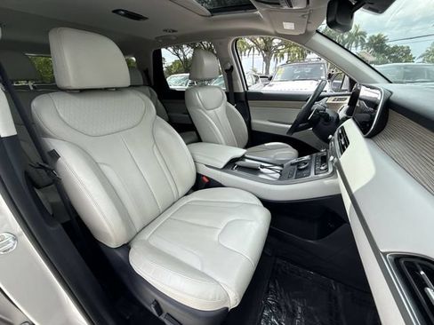 Used 2021 Hyundai Palisade SEL w/ Premium Package FWD image 26