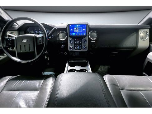 Used 2015 Ford F250 Lariat w/ Chrome Package image 16