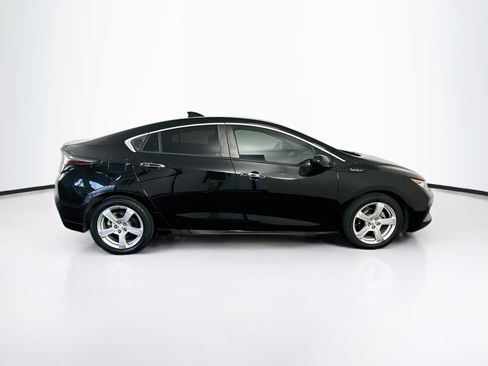 Used 2017 Chevrolet Volt LT FWD image 10