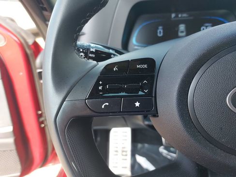 Certified 2025 Hyundai Elantra Sport FWD image 18