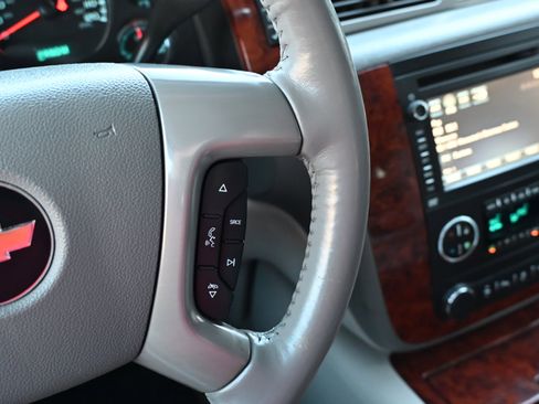 Used 2012 Chevrolet Tahoe LTZ image 26