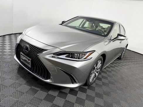 Used 2019 Lexus ES 300h w/ Premium Package FWD image 19
