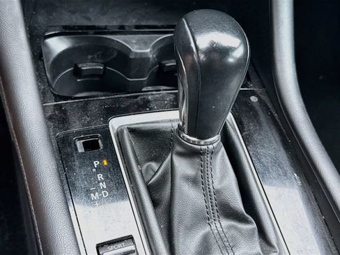 Used 2024 MAZDA MAZDA3 s FWD image 24