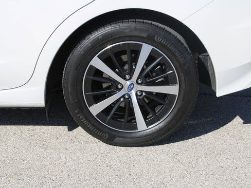 Used 2023 Subaru Impreza Premium image 31