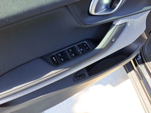 Used 2023 Polestar Polestar 2 image 15