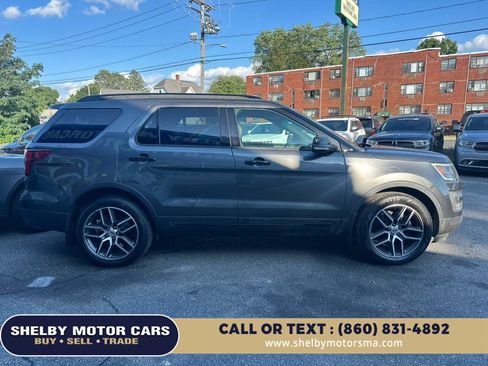 Used 2016 Ford Explorer Sport AWD/4WD image 3