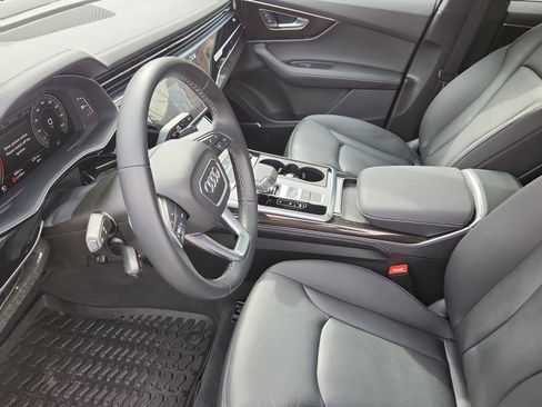 Used 2025 Audi Q7 2.0T Premium Plus w/ Premium Plus Package image 5