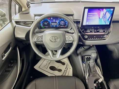New 2026 Toyota Corolla XLE FWD image 18