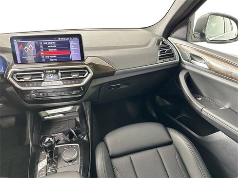 Used 2024 BMW X4 xDrive30i image 27