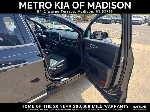 Used 2023 Kia Sportage X-Line AWD/4WD image 31