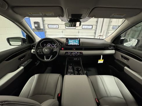 New 2025 Honda Pilot EX-L image 29