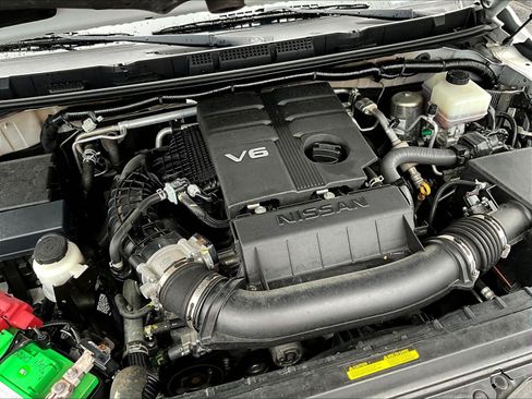 Used 2022 Nissan Frontier S w/ Technology Package AWD/4WD image 31