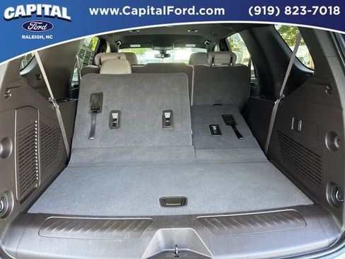 Used 2022 GMC Yukon SLE RWD image 16