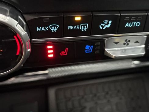 Used 2023 Ford F150 Lariat w/ Equipment Group 502A High image 18