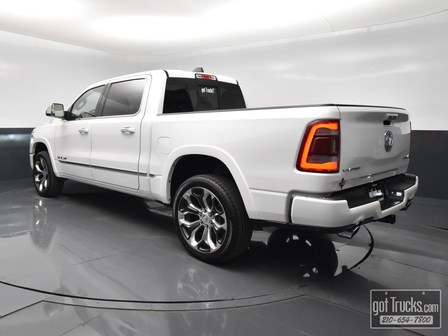 Used 2019 RAM 1500 Limited AWD/4WD image 5