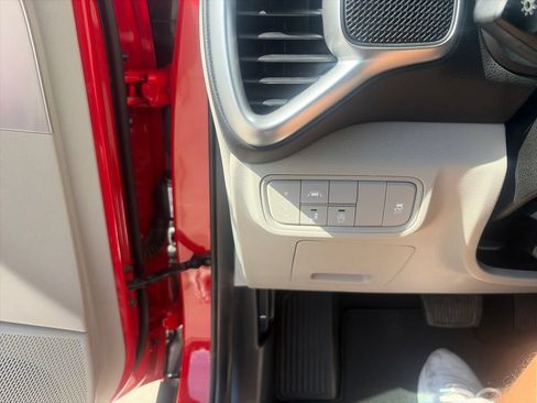Used 2022 Kia Soul LX w/ Technology Package FWD image 30