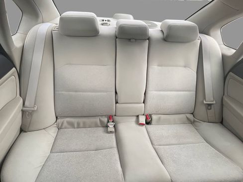 Used 2009 Subaru Legacy 2.5i Special Edition AWD/4WD image 13