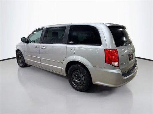 Used 2016 Dodge Grand Caravan SE w/ Quick Order Package 29E SE image 7