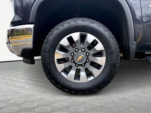 Used 2024 Chevrolet Silverado 2500 LT w/ All Star Edition image 9
