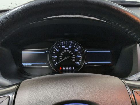 Used 2017 Ford Explorer XLT w/ Equipment Group 202A image 34