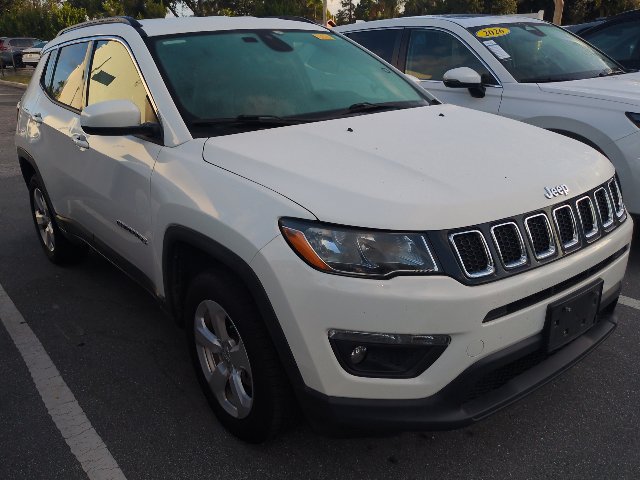 Used 2018 Jeep Compass Latitude AWD/4WD image 1