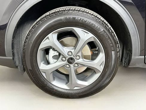 Certified 2025 Ford Escape ST-Line image 8