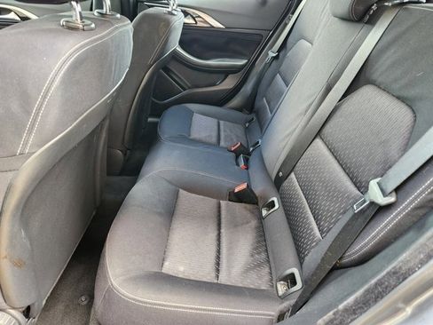 Used 2018 INFINITI QX30 image 29