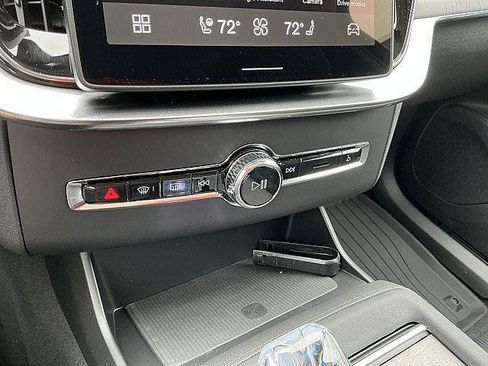 New 2026 Volvo XC90 T8 Ultra w/ Protection Package AWD/4WD image 19