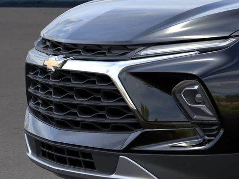New 2026 Chevrolet Blazer LT w/ Convenience Package FWD image 13