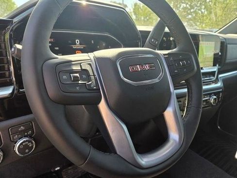 New 2026 GMC Sierra 1500 SLE w/ X31 Off-Road Package AWD/4WD image 12