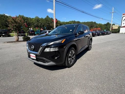 Used 2023 Nissan Rogue SV AWD/4WD image 7