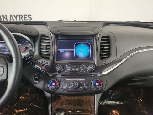 Used 2014 Chevrolet Impala LTZ FWD image 18