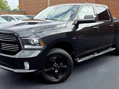 Used 2015 RAM 1500 Sport w/ Black Ram 1500 Sport Group AWD/4WD image 4