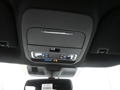 New 2025 Ford F150 Lariat w/ Equipment Group 502A High image 47