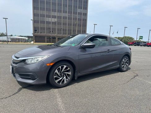 Used 2016 Honda Civic LX-P image 1